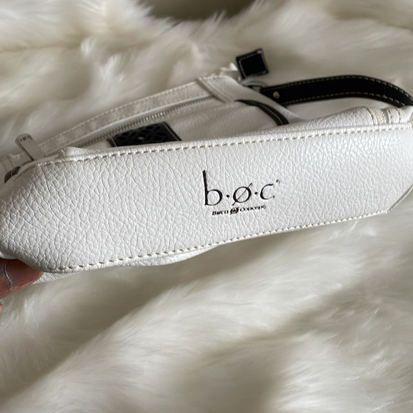 B.O.C. Crossbody Purse - Picture 9 of 14